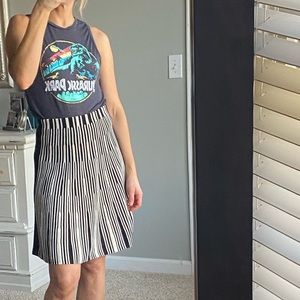 🦄 2/$15 🦄 Nic + Zoe skirt